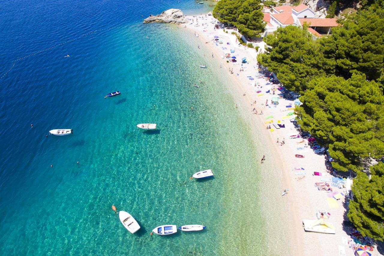 Apartments By The Sea Brela, Makarska - 20778 Exterior foto